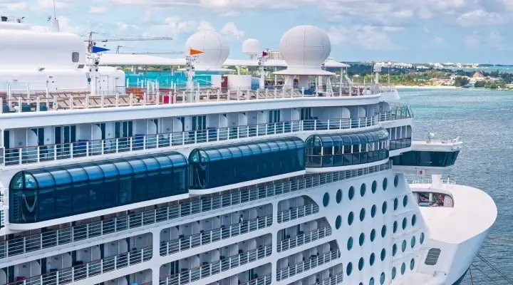 5 Best Cruise Lines for First Time Cruisers